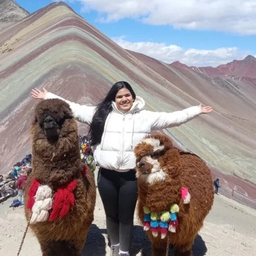 WhatsApp-Image-2025-08-28-at-1.17.34-PM-3-600x600